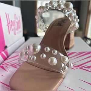 Hey Girl by Corkys Pearl Sandals Size 7